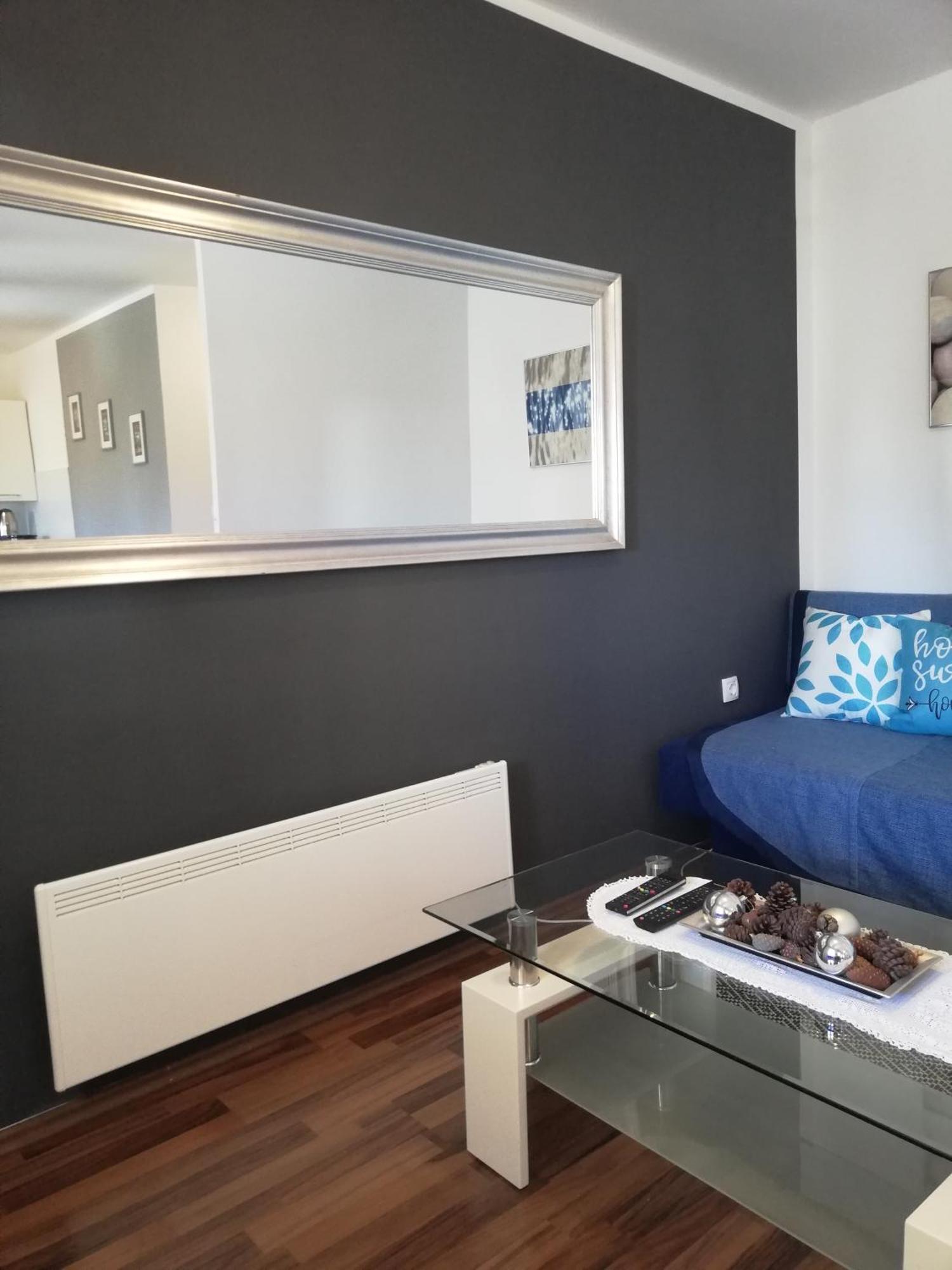 Apartments Poretti For 2,In Center Parking Free In The Yard,6 Min Beach Walk โรวีน ภายนอก รูปภาพ