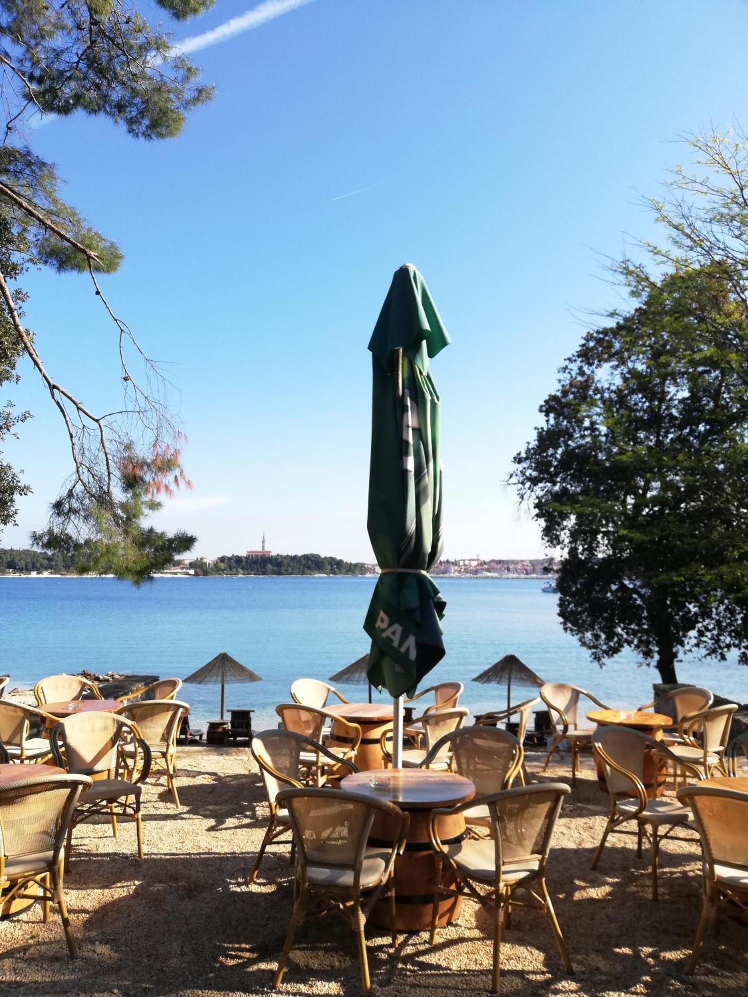 Apartments Poretti For 2,In Center Parking Free In The Yard,6 Min Beach Walk โรวีน ภายนอก รูปภาพ