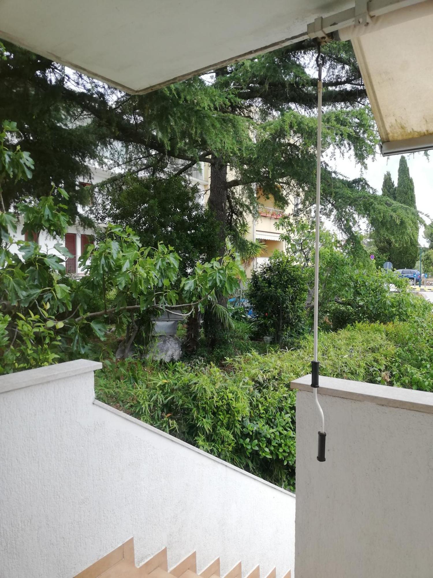 Apartments Poretti For 2,In Center Parking Free In The Yard,6 Min Beach Walk โรวีน ภายนอก รูปภาพ